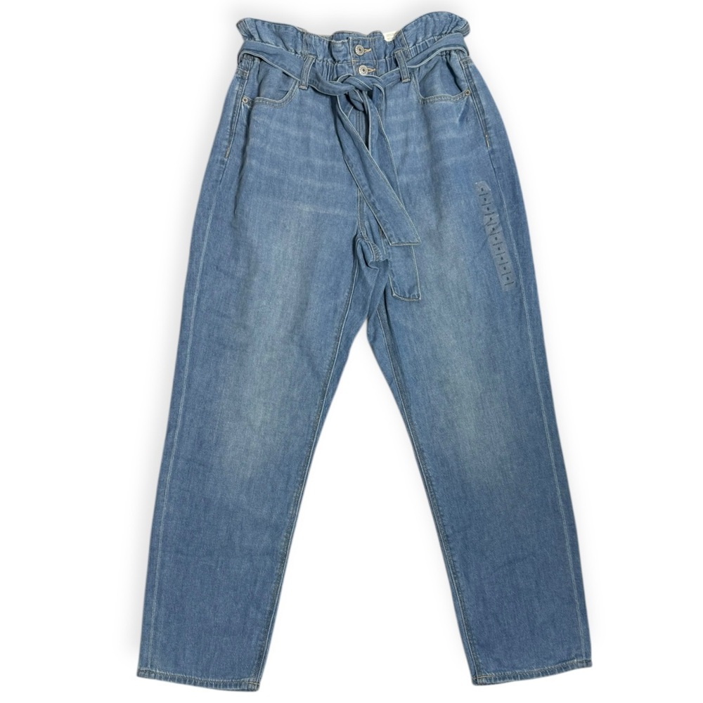 American Eagle Highest Rise Mom Jeans with a paperbag waist and tie belt Size 8 - Picture 2 of 9